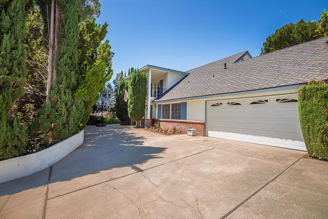 2341 Hood Drive, Thousand Oaks, CA 91362