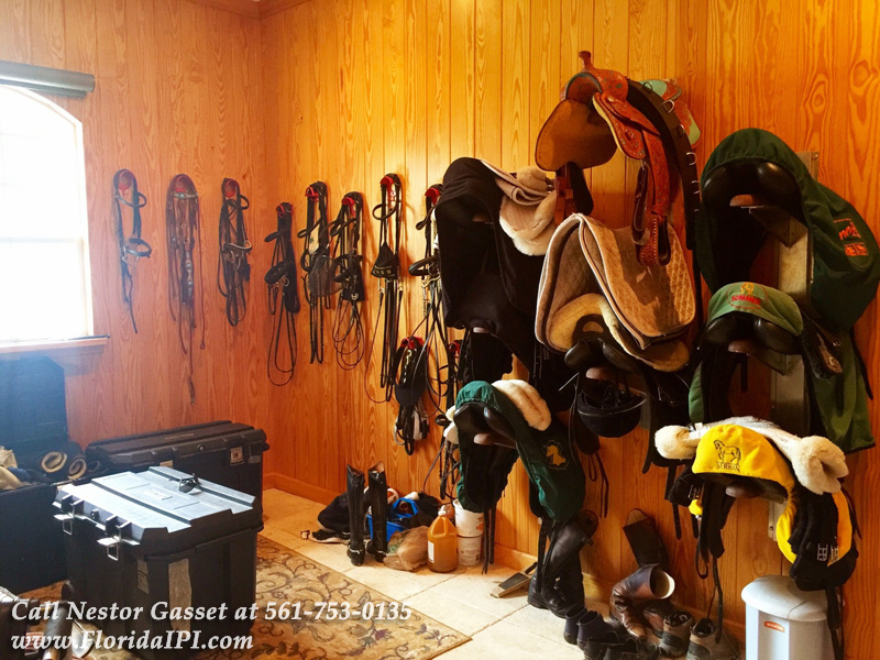 Air Conditioned Tack Room With 3 Racks