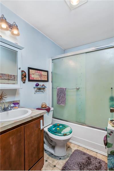 Full bathroom.