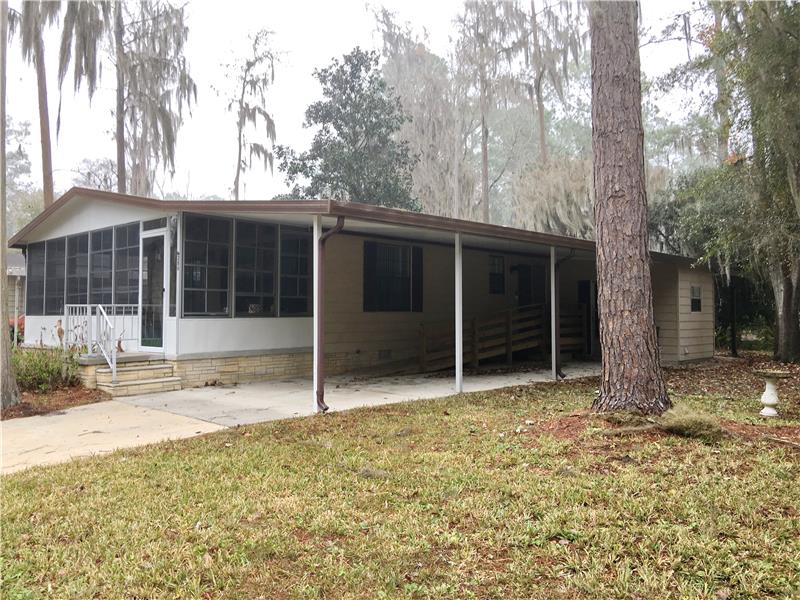 Larger Lot on 286