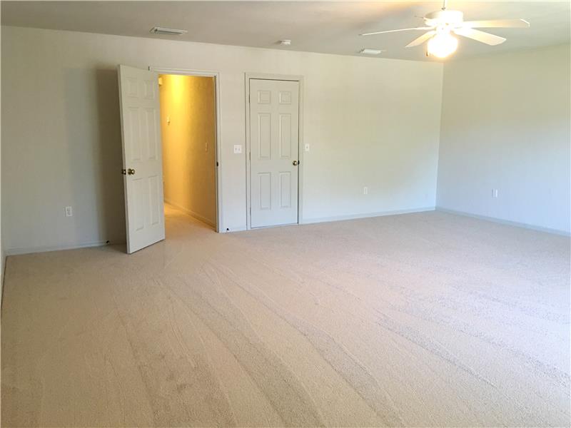 Bonus Room with Walk in Closet