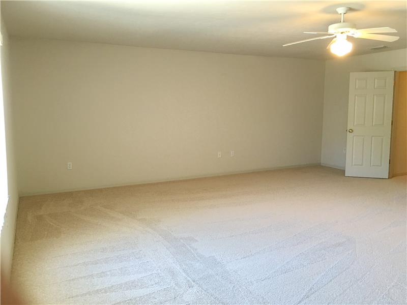 Bonus Room - 4th Bedroom