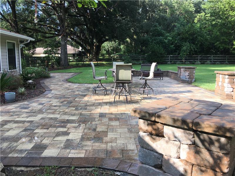 Outdoor Entertaining Area