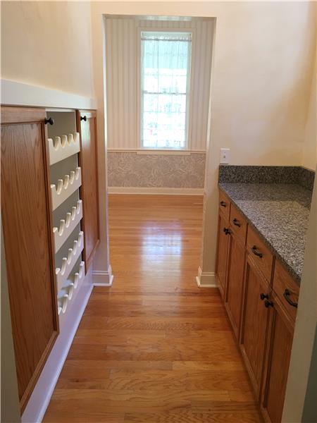 Butler Pantry