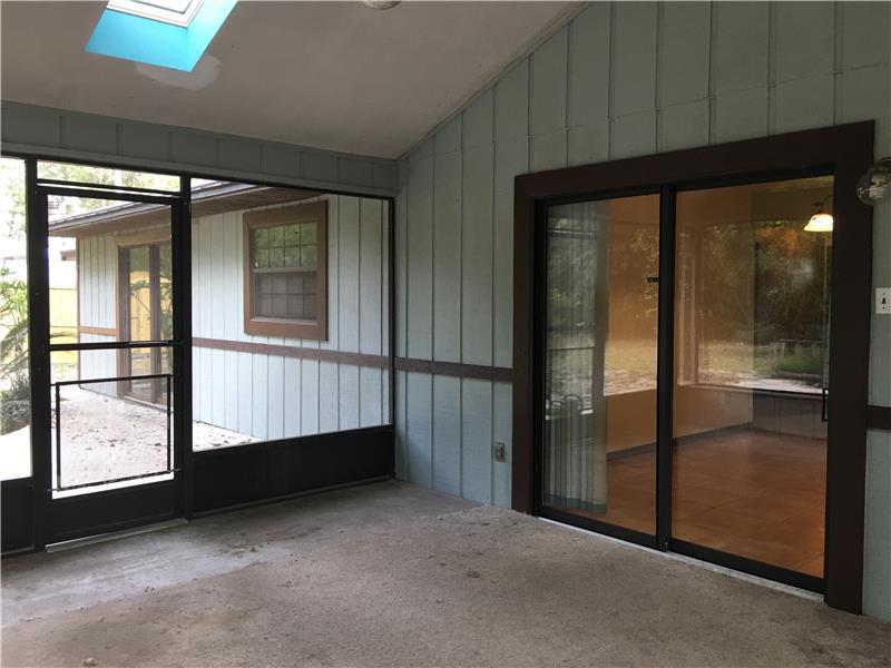 Screened Patio