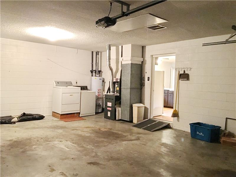 Oversized 2 Car Garage