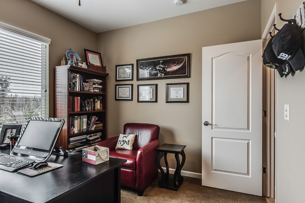 First level bedroom, great for a guest room or additional home office space.