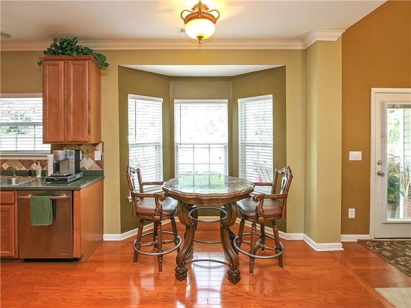 Breakfast space set into bay window area