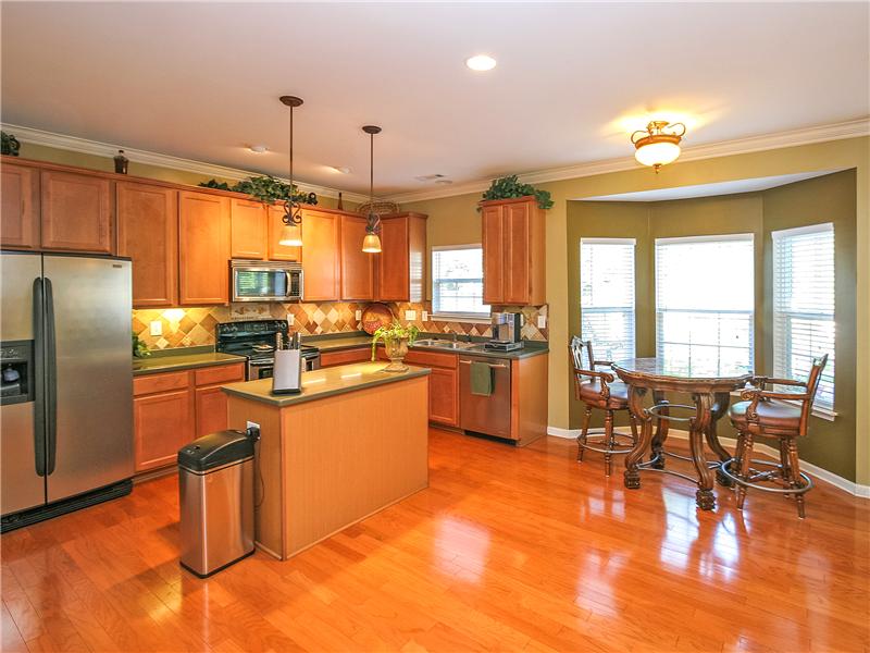 Spacious chef's kitchen