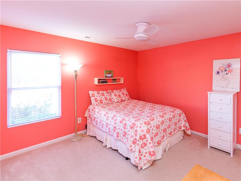 Secondary bedroom