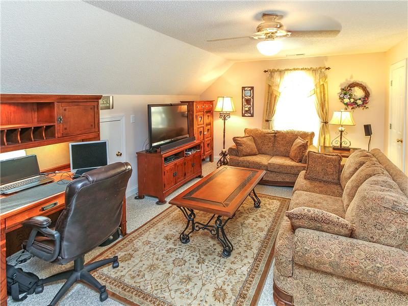 Bonus room or fourth bedroom