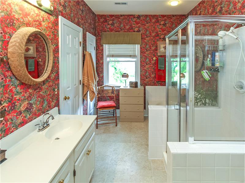 Luxury master bath