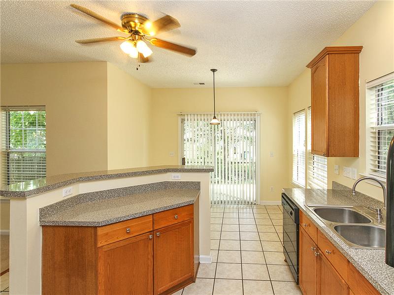 Breakfast bar plus breakfast room