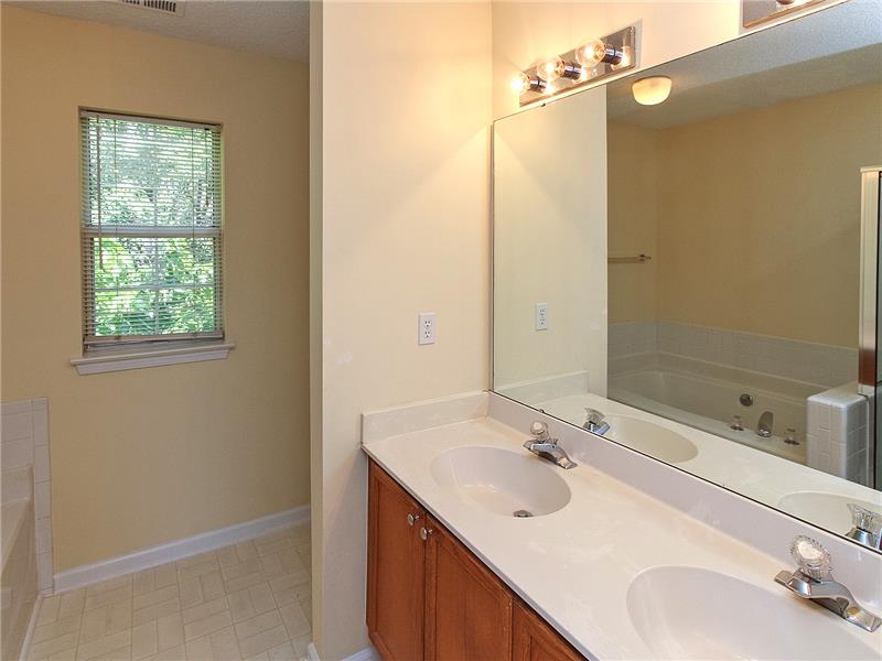 Double sink vanity in master bathroom