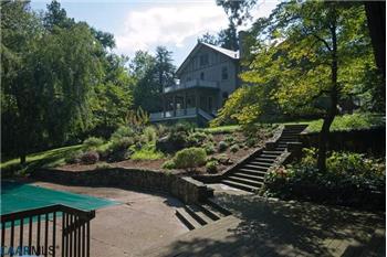 Primary listing photos for listing ID 425206