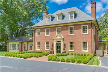 Primary listing photos for listing ID 439943