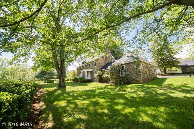 Airmont Road, Round Hill, VA