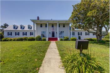 Primary listing photos for listing ID 444246