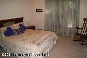 The smallest bedroom is the average size master bedroom