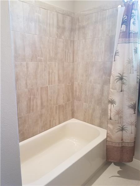 Guest Bath- tub/shower combo