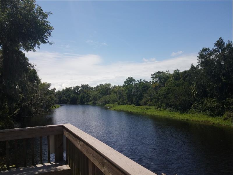 Kayak/canoe launch with access to the Braden River
