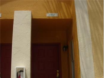 Primary listing photos for listing ID 403023