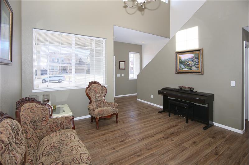 Wood laminate flooring has a Lifetime warranty