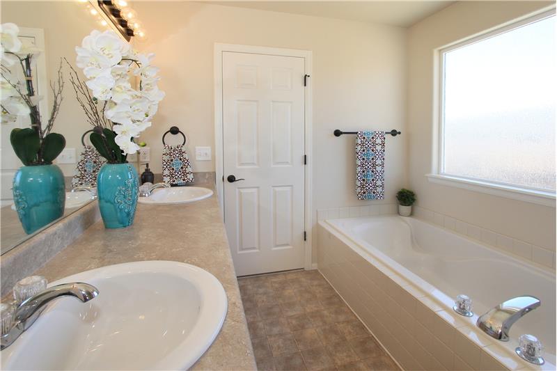 Double sinks and soaking tub