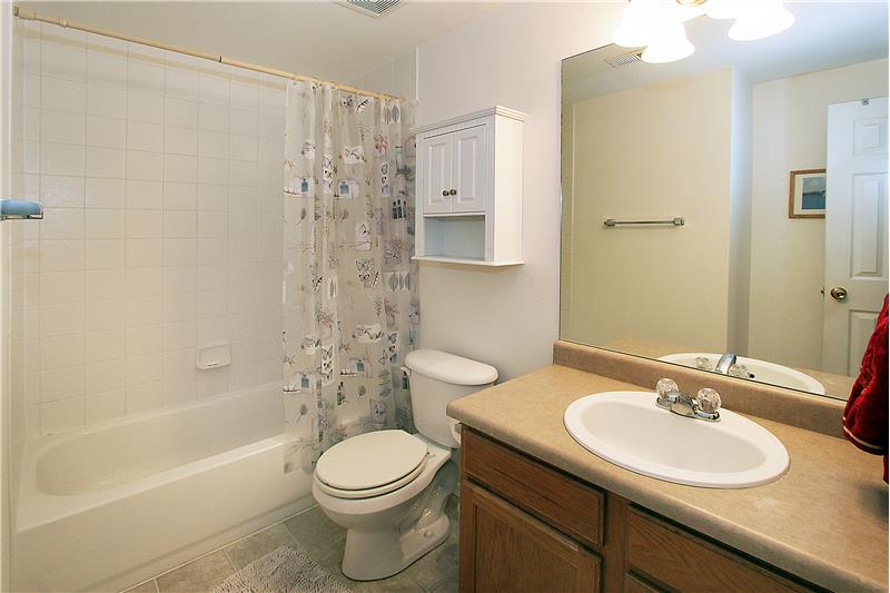 Full bath in basement
