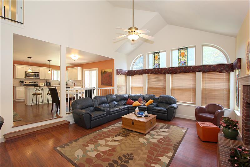 Light and bright living space