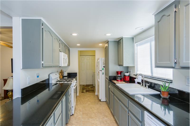 Great galley Kitchen