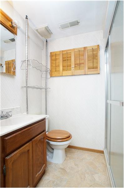Lower level bath