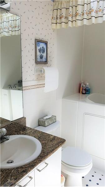 2 Baths