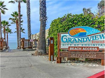 Primary listing photos for listing ID 449896
