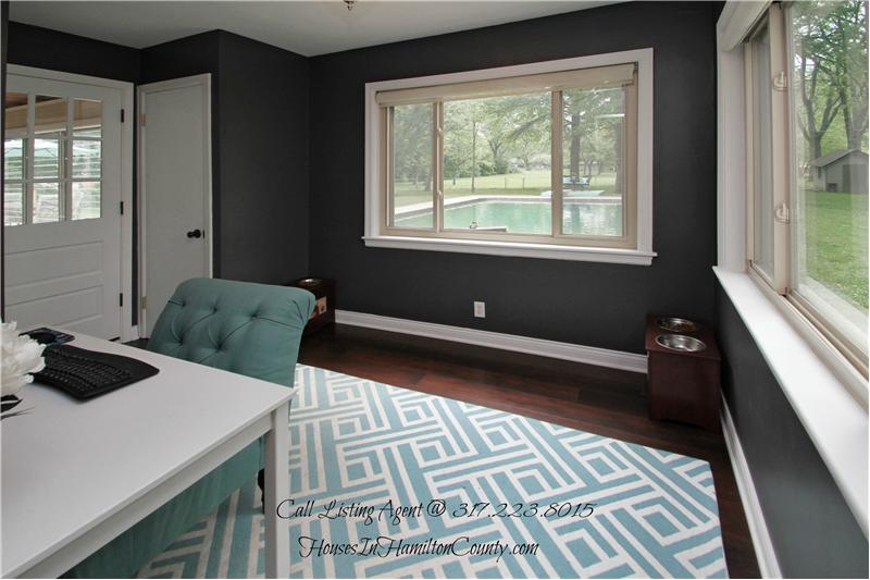 6565 Allisonville Rd - Office