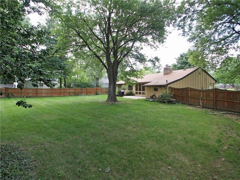 Back yard privacy fence