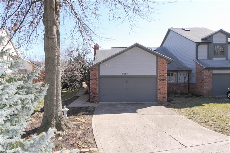 8055 Foxchase Dr, - 2 car attached garage