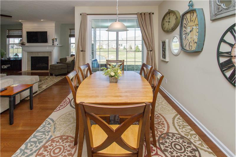 13334 Hockley Dr - Dining Room