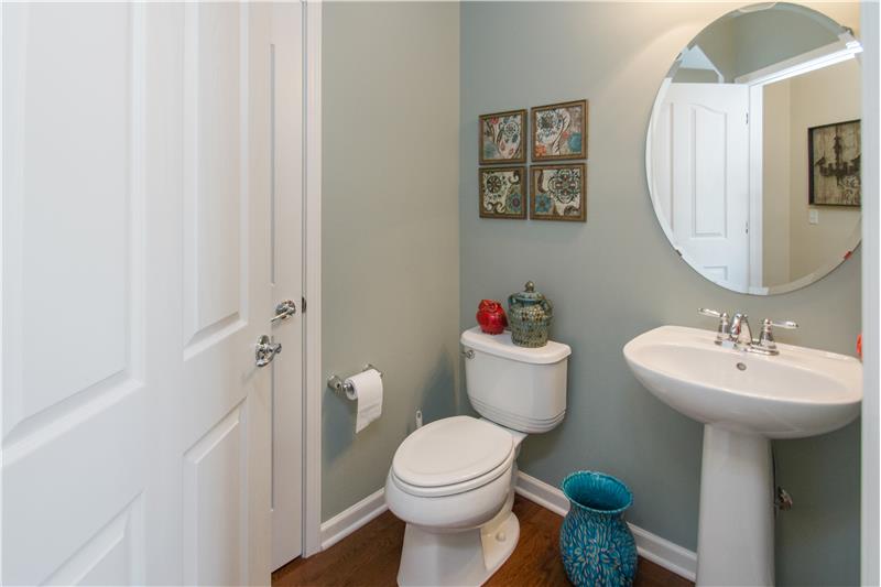 13334 Hockley Dr - Half Bathroom