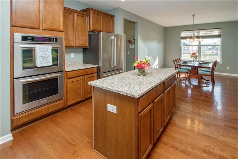 13334 Hockley Dr - Built in Double Ovens
