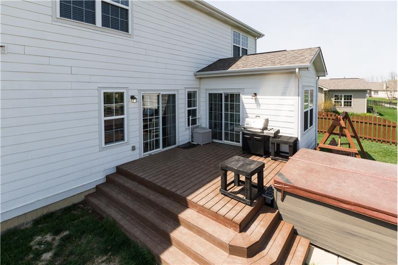 Deck & Hot Tub