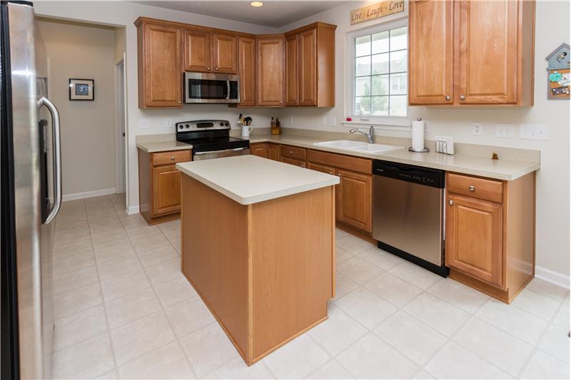 12811 Milton Rd - Kitchen