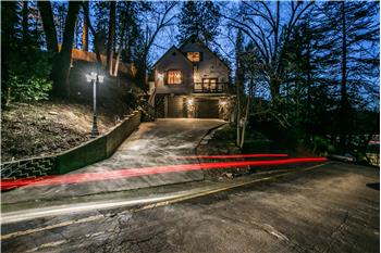 Primary listing photos for listing ID 428845