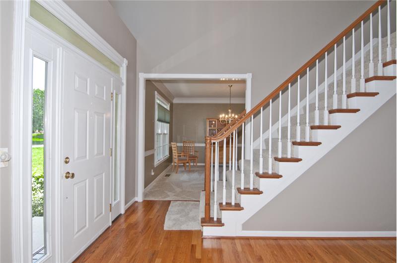 2-Story Foyer