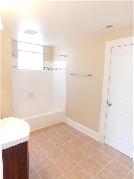 Access To Main Bath From Master Bedroom