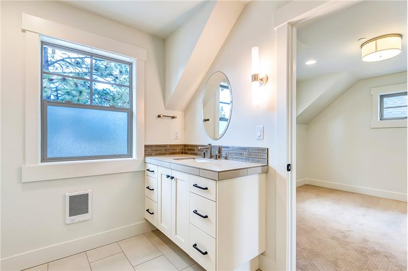 Photo shown is not of subject property. Photo is of a completed unit with a similar floor plan & finishes.