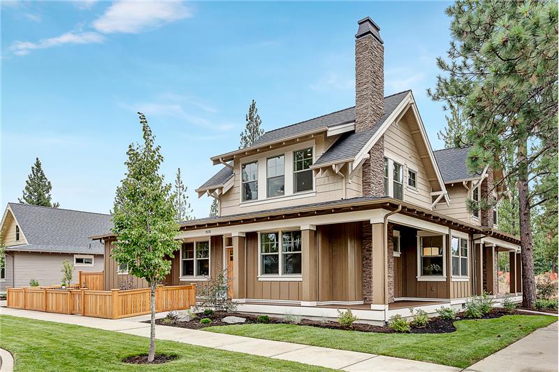Photos of same finished floor plan with similar finishes. 