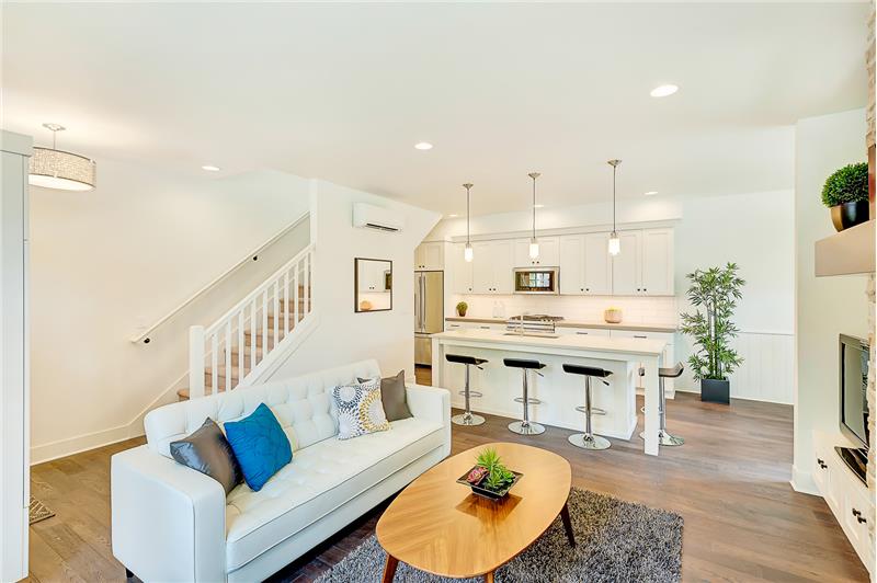 Photos of same finished floor plan with similar finishes. 