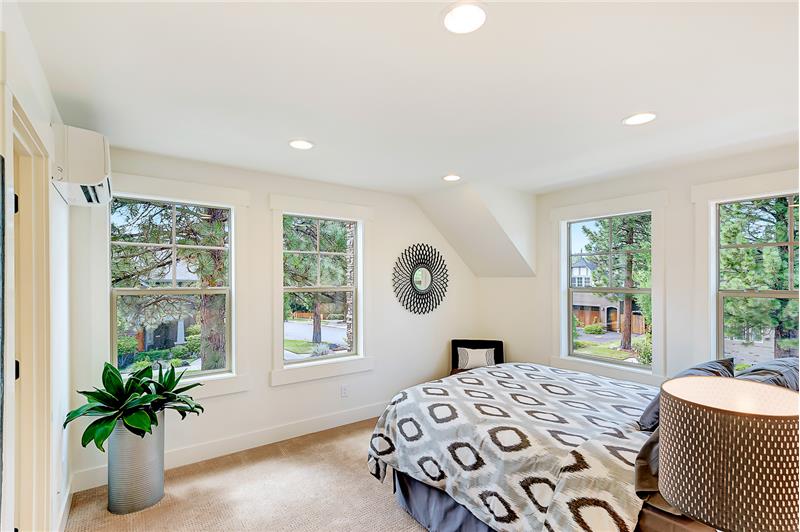 Photos of same finished floor plan with similar finishes. 