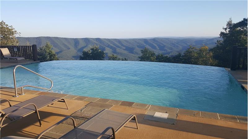 Infinity pool at the lodge